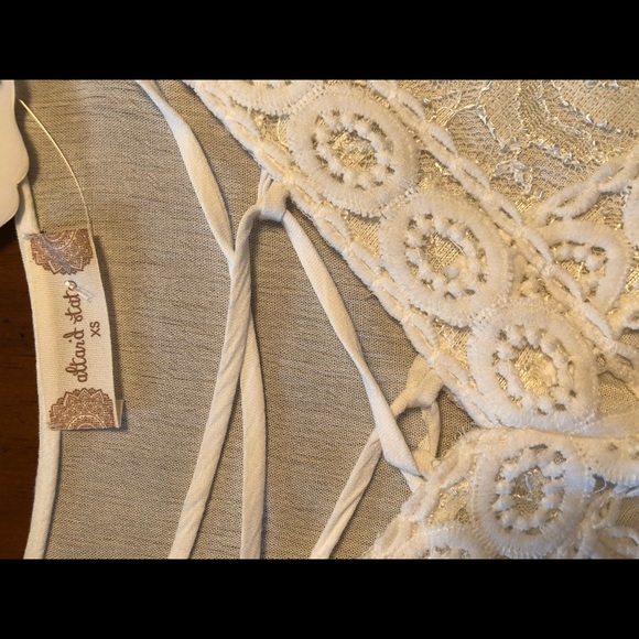 NWT Altar’d State size XS white long sleeve embroi - Picture 4 of 8